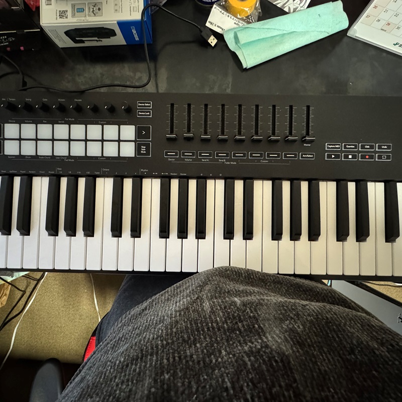 NOVATION Launchkey 49 MK3の画像